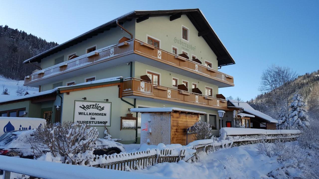 Отель Hubertushof Trattenbach  Экстерьер фото