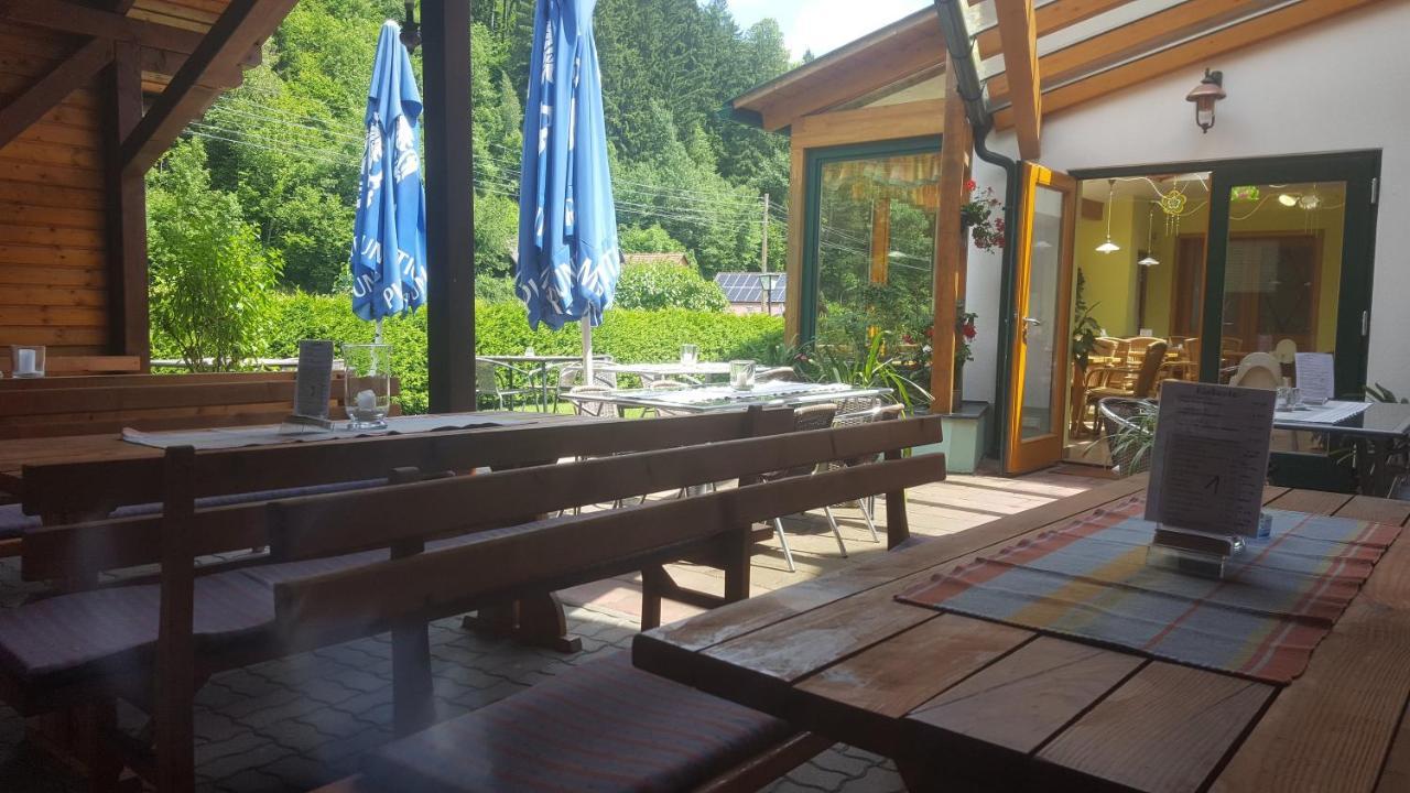 Отель Hubertushof Trattenbach  Экстерьер фото